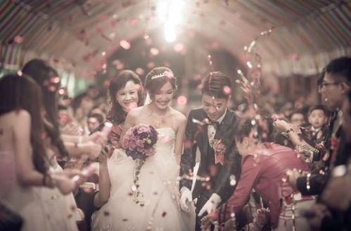 婚礼现场惊现新娘不雅视频？情感故事背后折射的隐私危机与信任重建